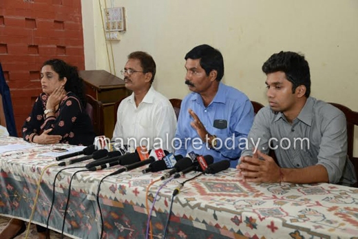 police molesting case 3